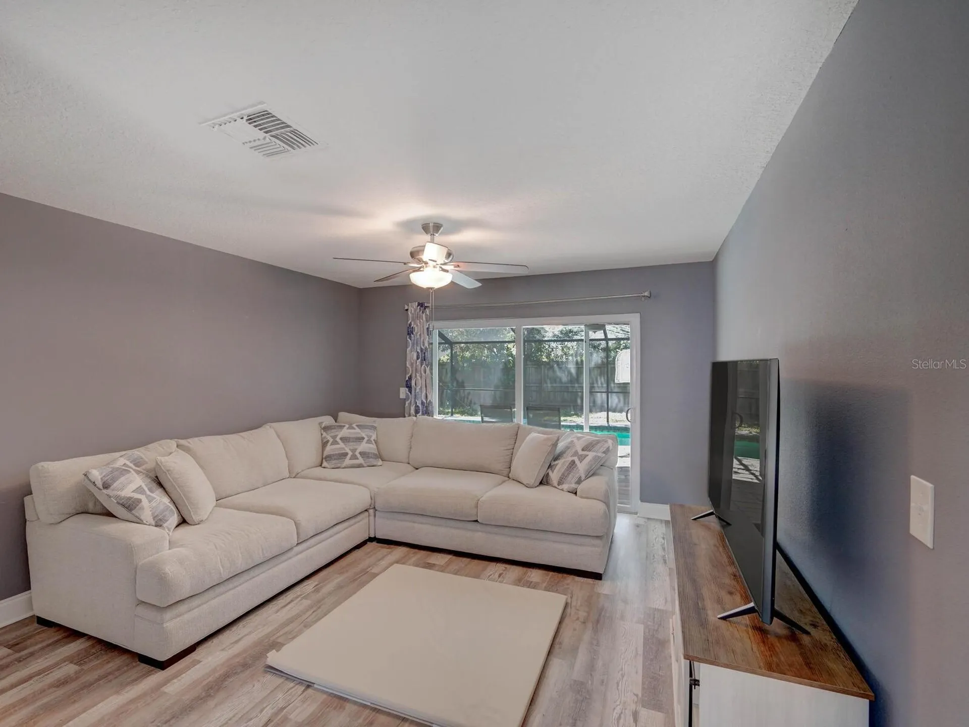 2988 Pinewood Run Palm Harbor FL 34684