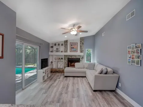 2988 Pinewood Run Palm Harbor FL 34684