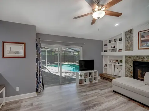 2988 Pinewood Run Palm Harbor FL 34684