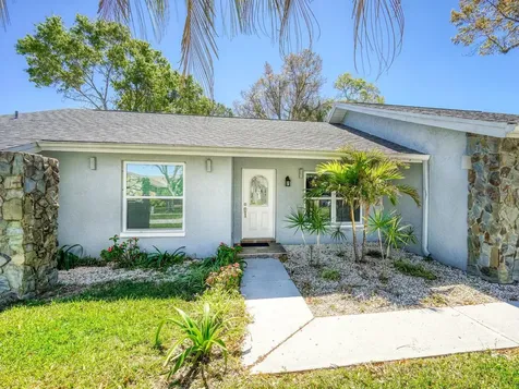 2988 Pinewood Run Palm Harbor FL 34684
