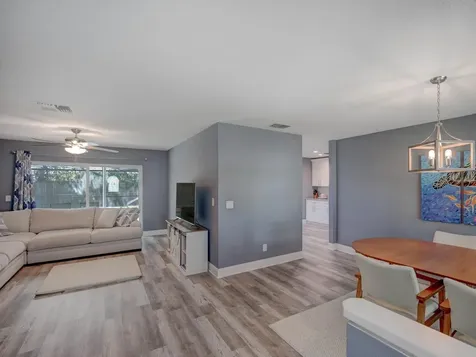 2988 Pinewood Run Palm Harbor FL 34684