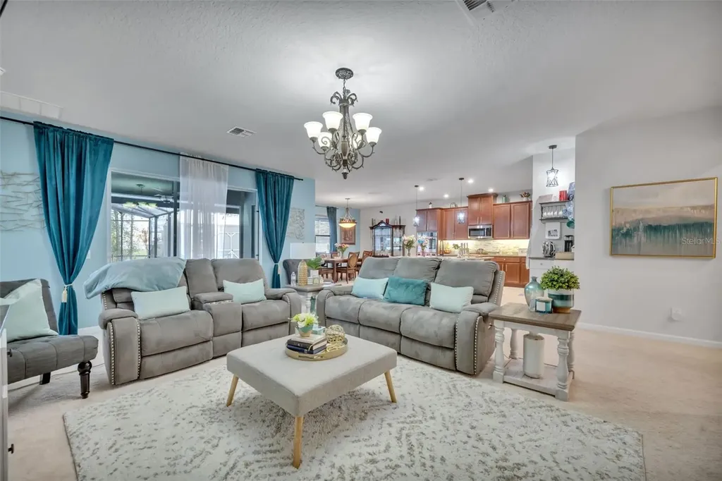 2119 White Dahlia Drive Apopka FL 32712