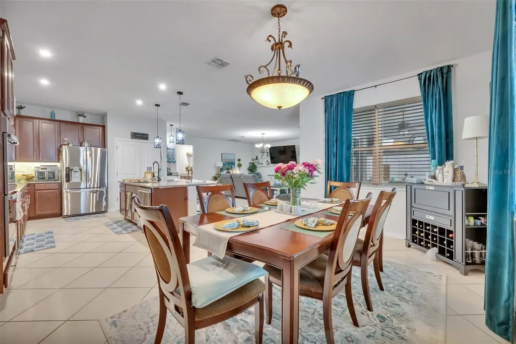 2119 White Dahlia Drive Apopka FL 32712