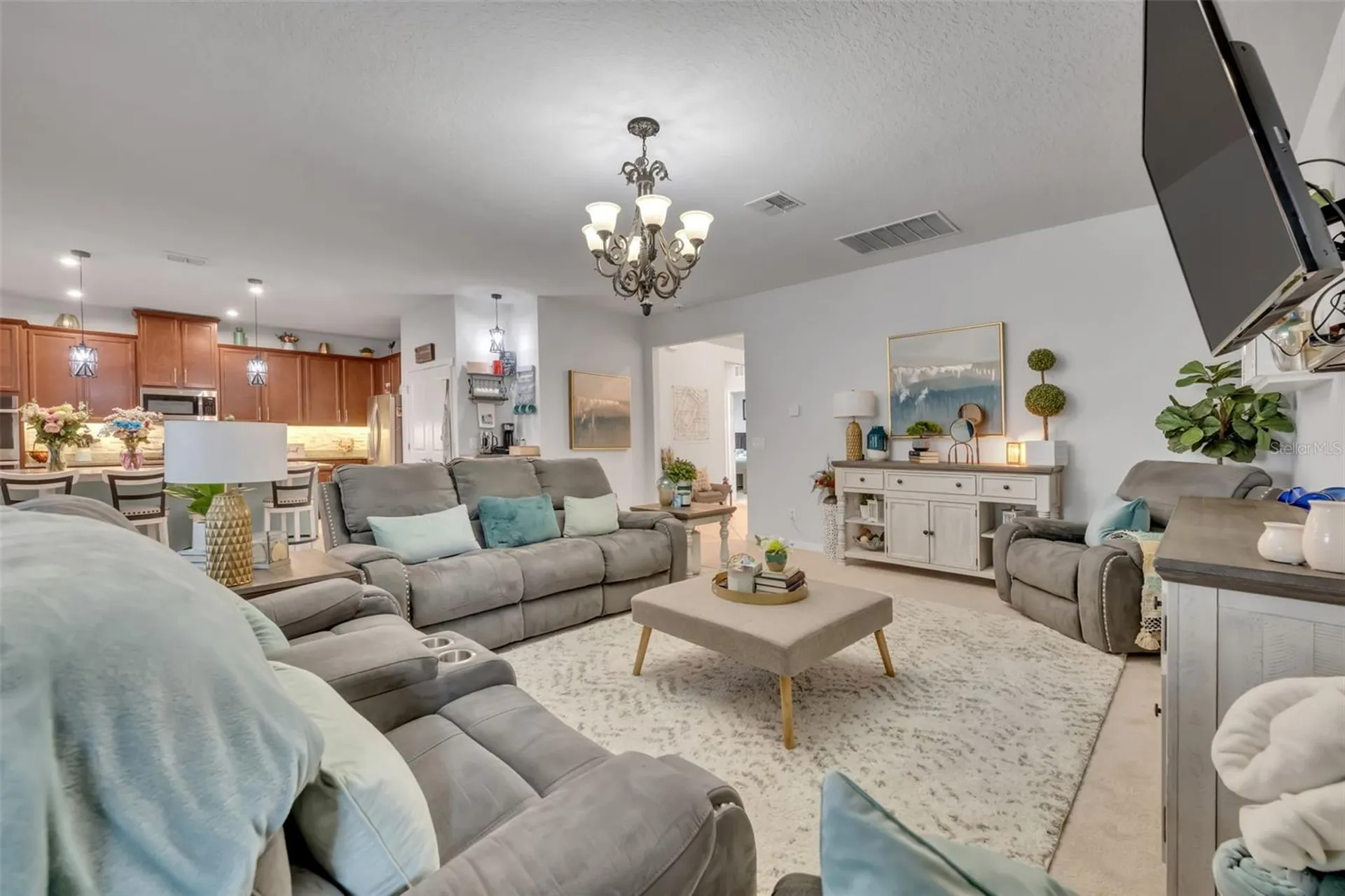 2119 White Dahlia Drive Apopka FL 32712
