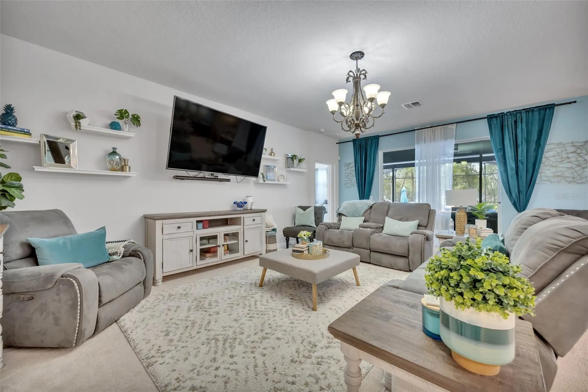 2119 White Dahlia Drive Apopka FL 32712