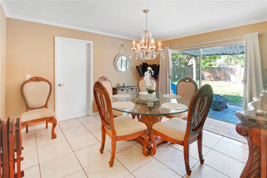 412 Majorca Avenue Altamonte Springs FL 32714