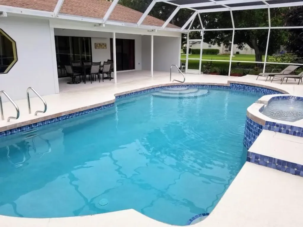 3857 Kingston Boulevard Sarasota FL 34238