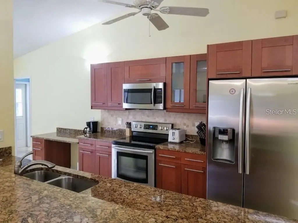 3857 Kingston Boulevard Sarasota FL 34238
