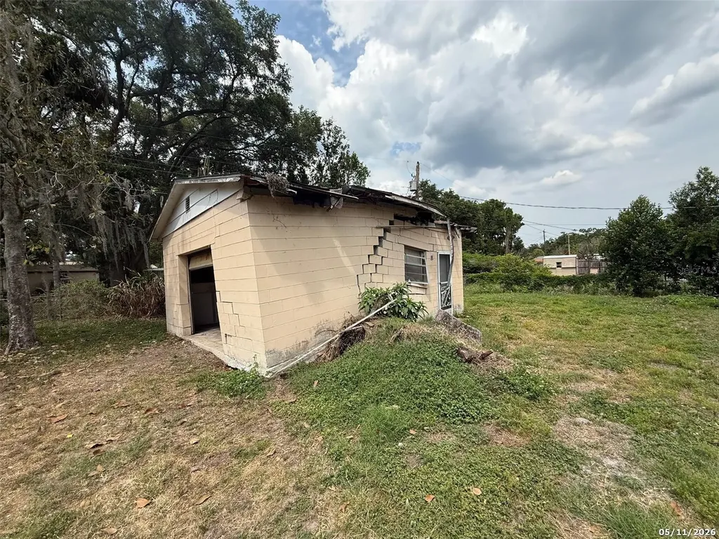 2715 Dixie Road Lakeland FL 33801