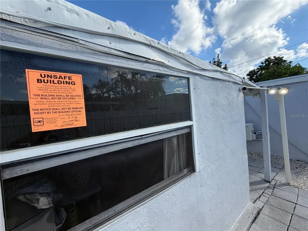 126 Miami Gardens Road West Park FL 33023