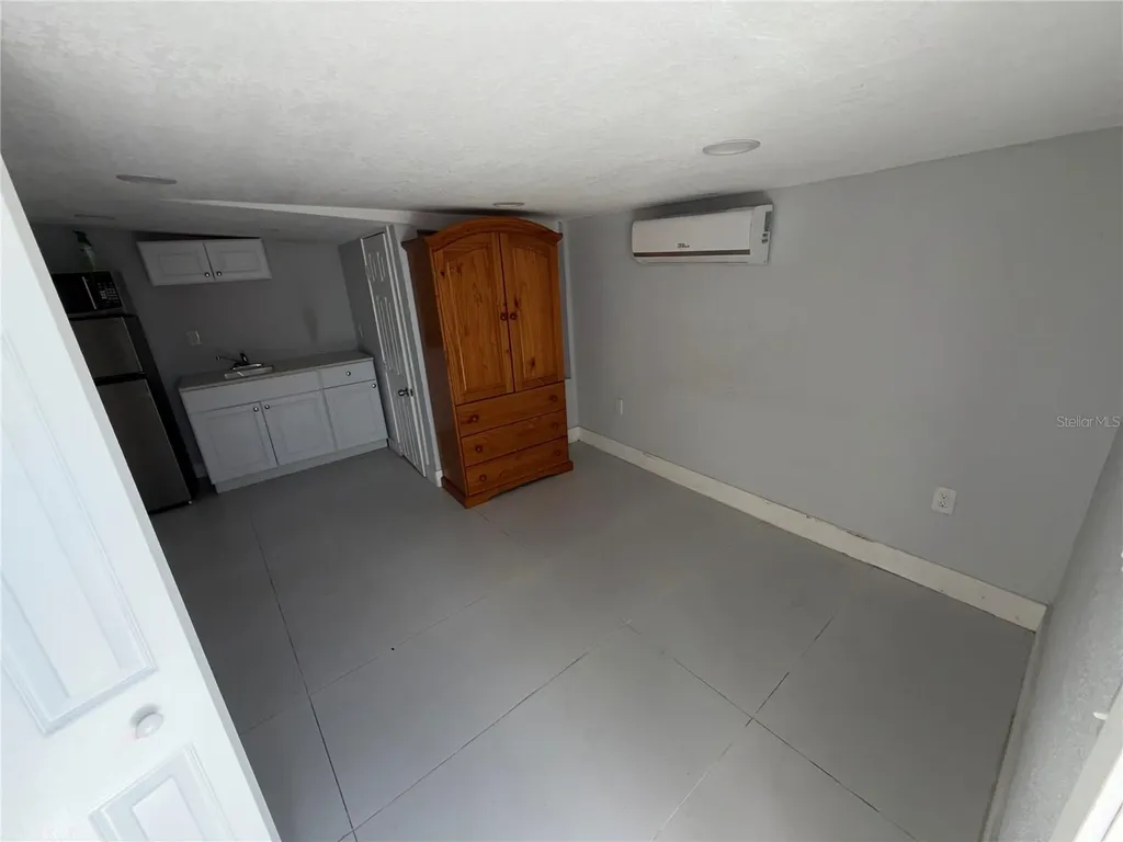 126 Miami Gardens Road West Park FL 33023