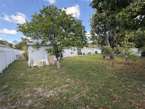 126 Miami Gardens Road West Park FL 33023