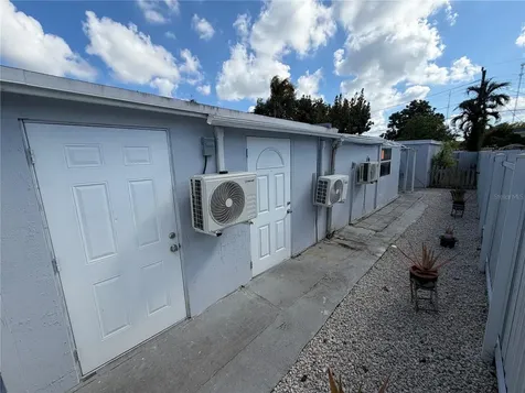 126 Miami Gardens Road West Park FL 33023