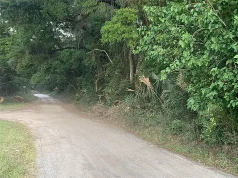 18111 N Us Highway 301 Citra FL 32113
