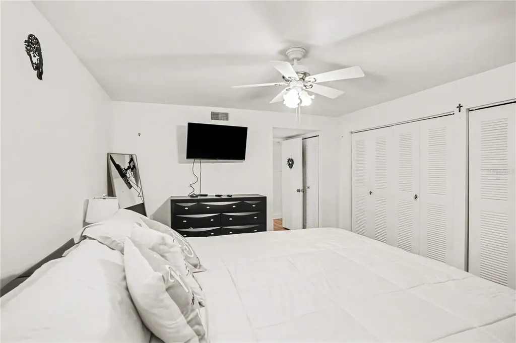 9802 Lombard Court Tampa FL 33618