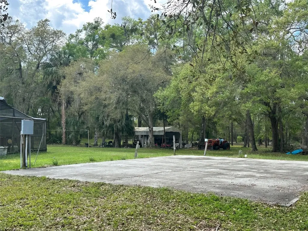 12501 SW Highway 200 Dunnellon FL 34432