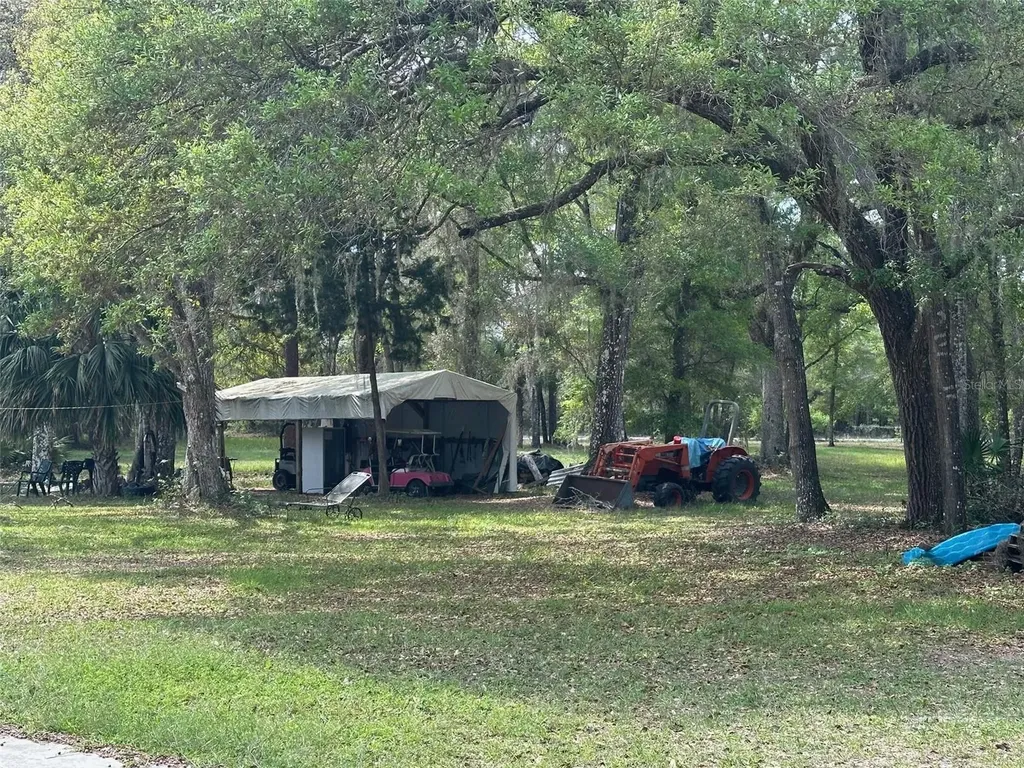 12501 SW Highway 200 Dunnellon FL 34432