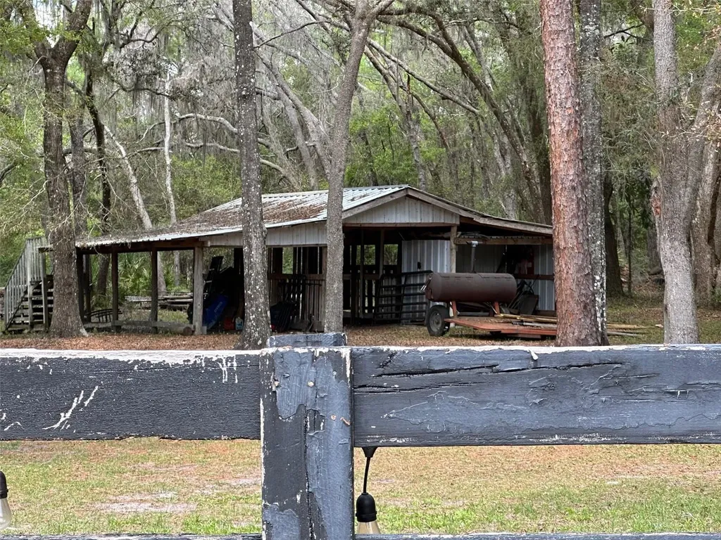 12501 SW Highway 200 Dunnellon FL 34432