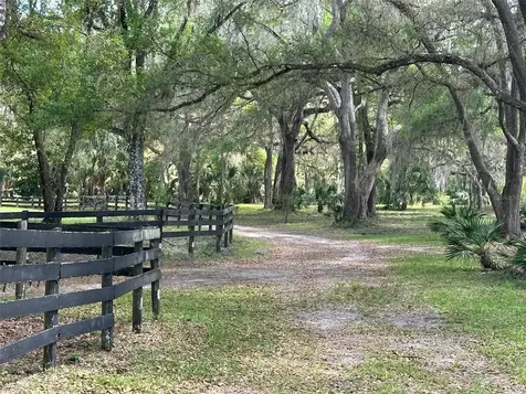 12501 SW Highway 200 Dunnellon FL 34432