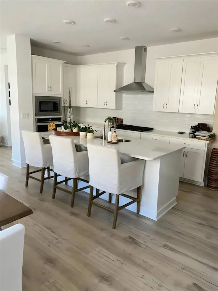 5663 Del Coronado Drive Apollo Beach FL 33572