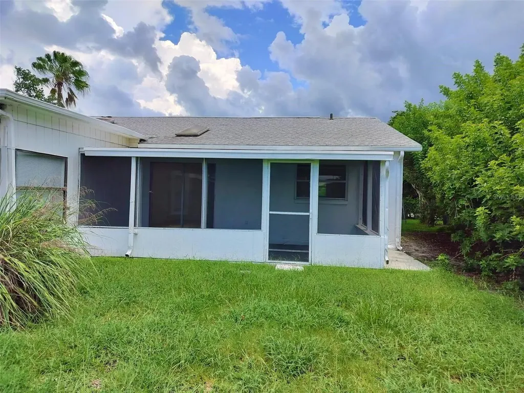 9901/9903 Grace Drive Port Richey FL 34668