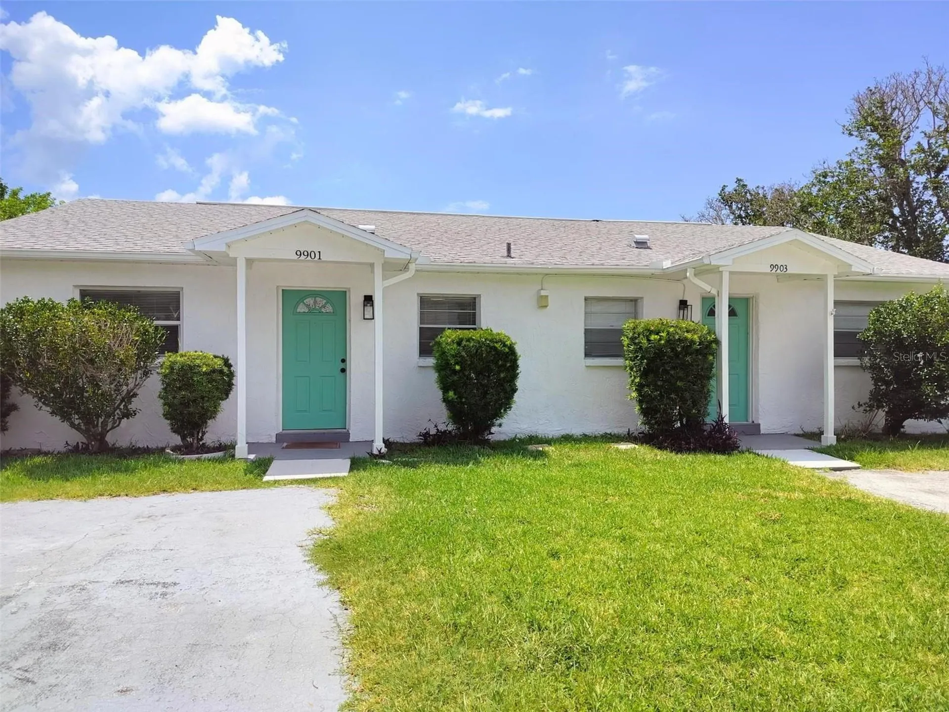 9901/9903 Grace Drive Port Richey FL 34668