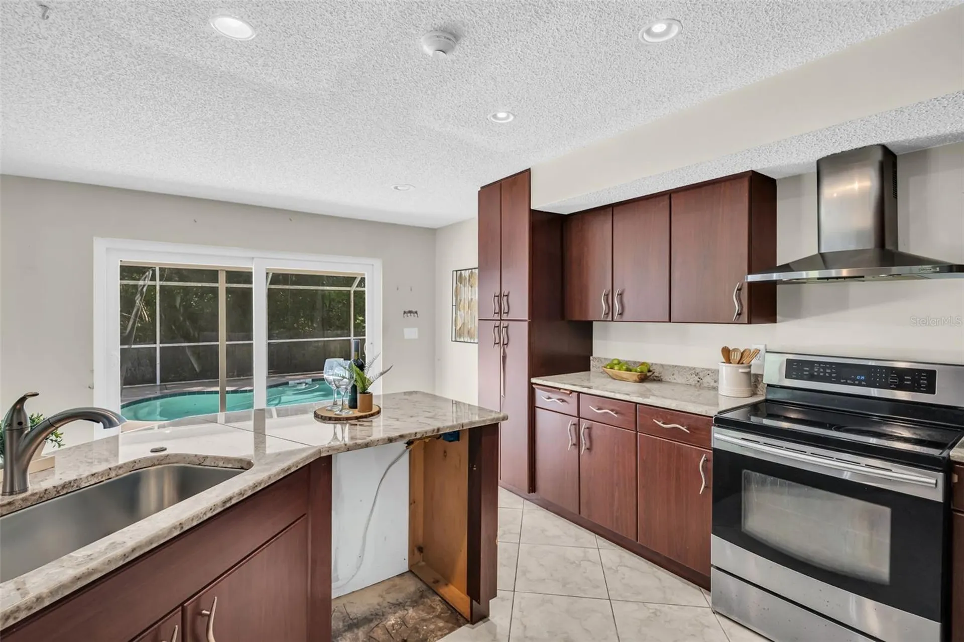 301 Tavernier Drive Oldsmar FL 34677