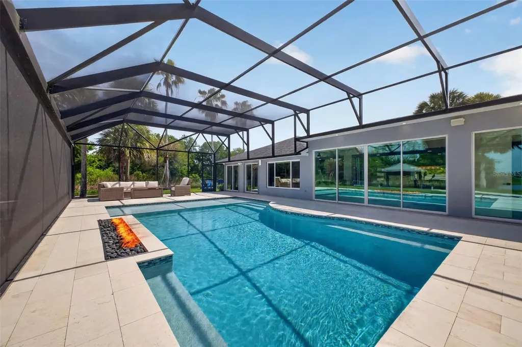 28828 Beauclaire Drive Tavares FL 32778