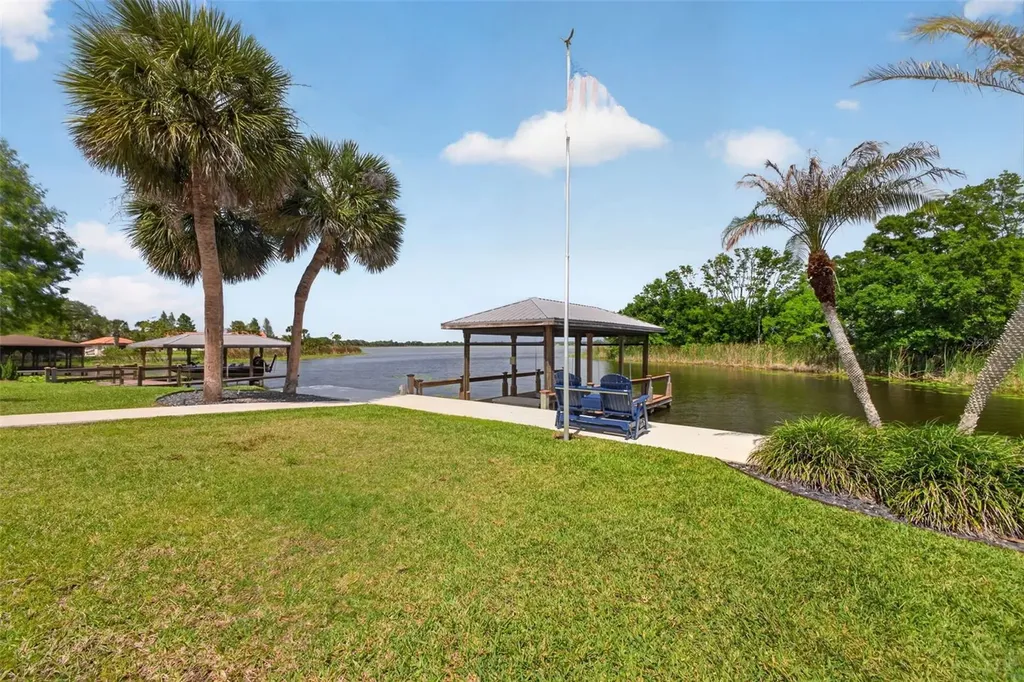 28828 Beauclaire Drive Tavares FL 32778