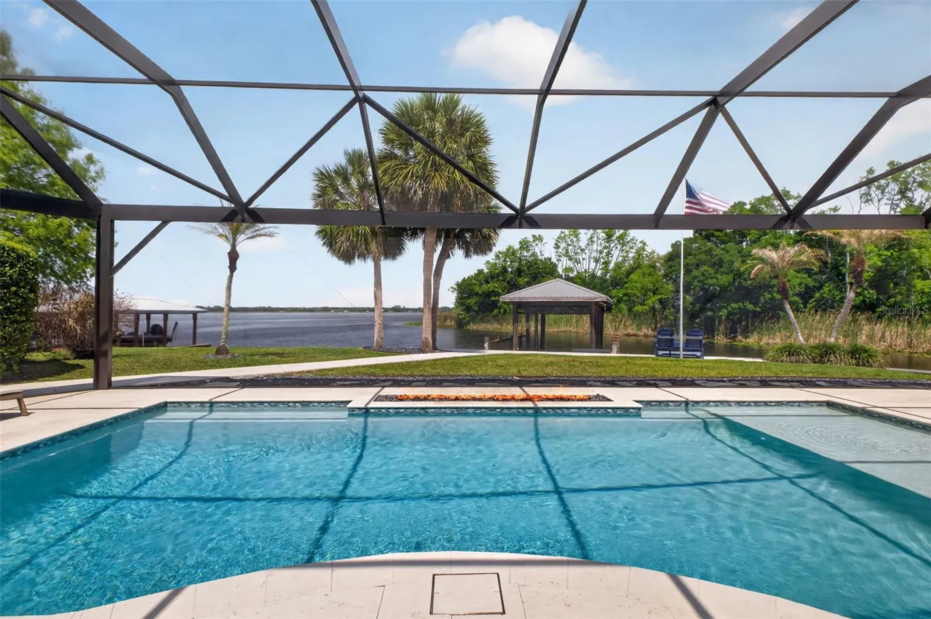 28828 Beauclaire Drive Tavares FL 32778