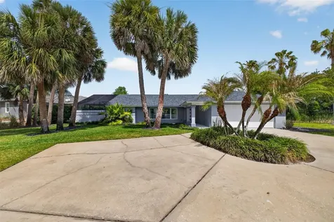 28828 Beauclaire Drive Tavares FL 32778