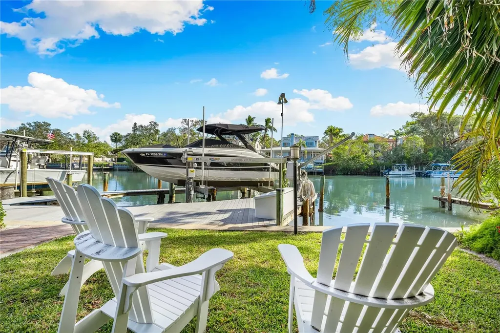 866 Hudson Avenue Sarasota FL 34236