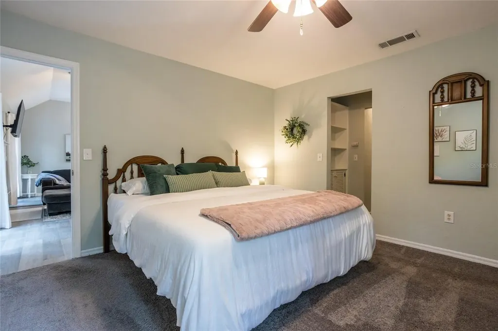 8432 SW 46 Road Gainesville FL 32608