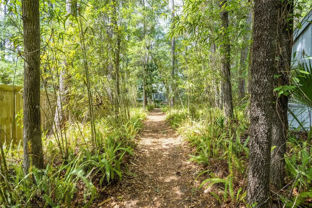 8432 SW 46 Road Gainesville FL 32608