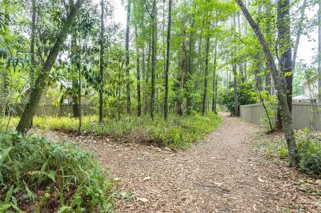 8432 SW 46 Road Gainesville FL 32608