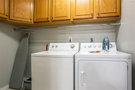 8432 SW 46 Road Gainesville FL 32608