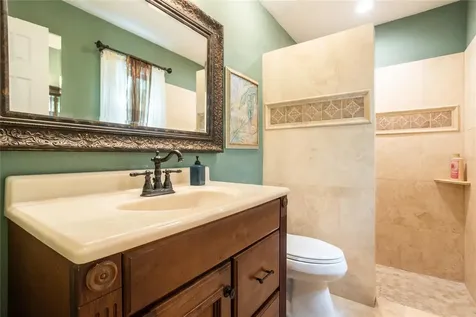 8432 SW 46 Road Gainesville FL 32608