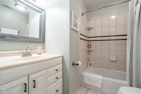 8432 SW 46 Road Gainesville FL 32608