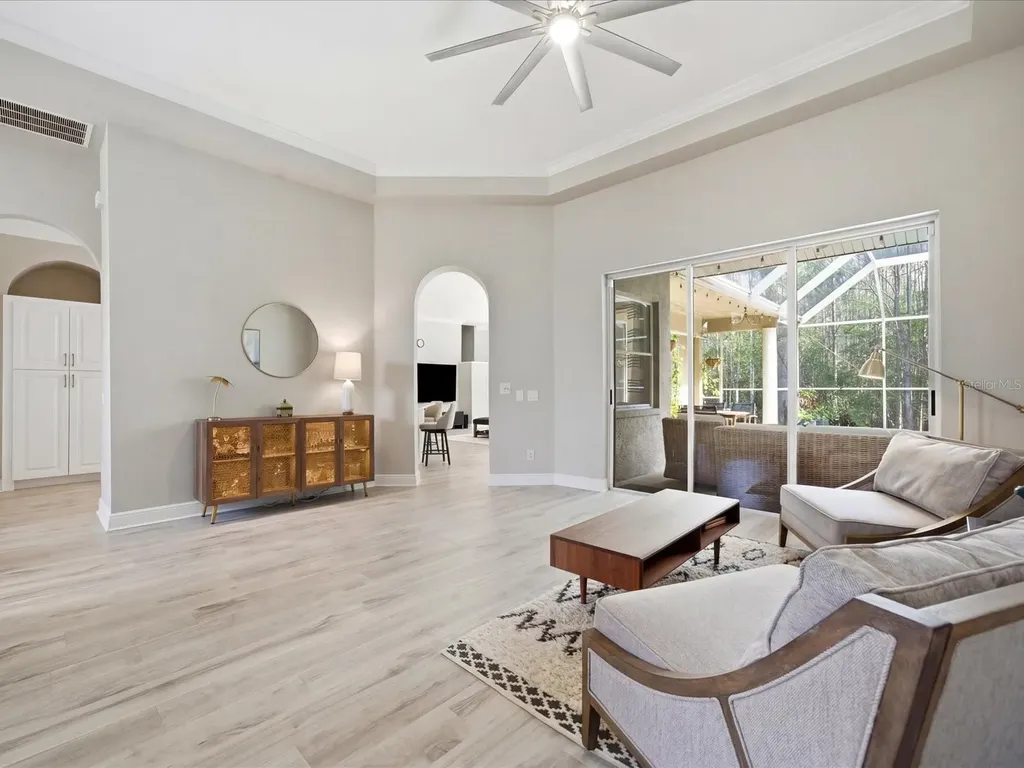 18931 Chaville Road Lutz FL 33558