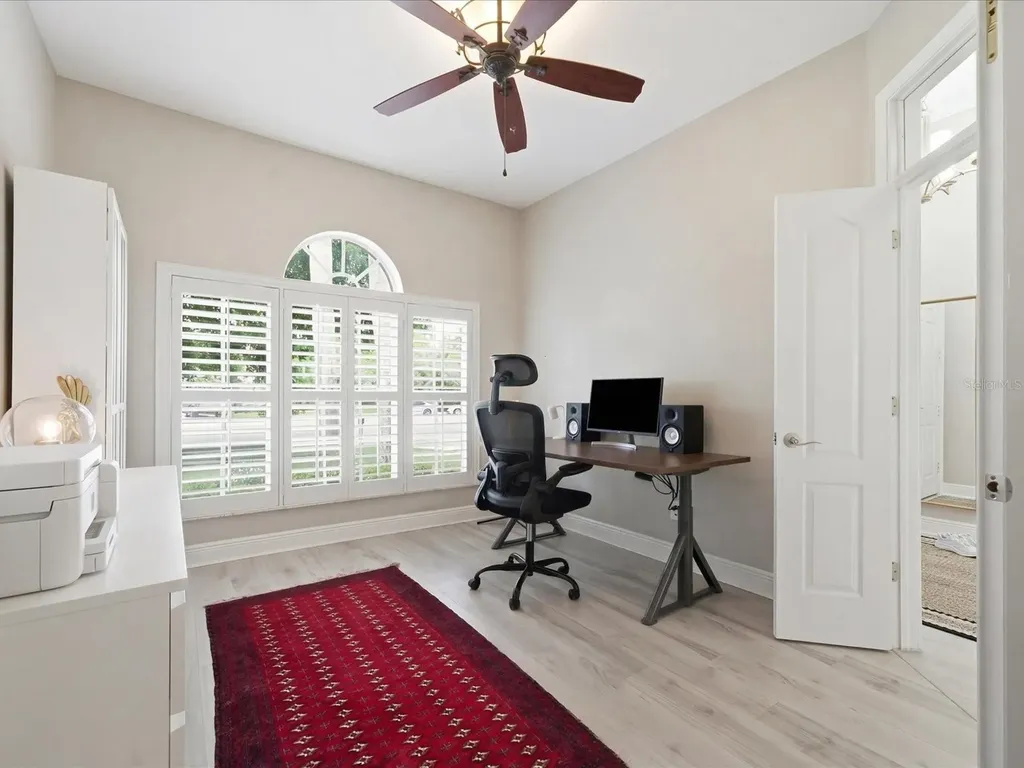18931 Chaville Road Lutz FL 33558