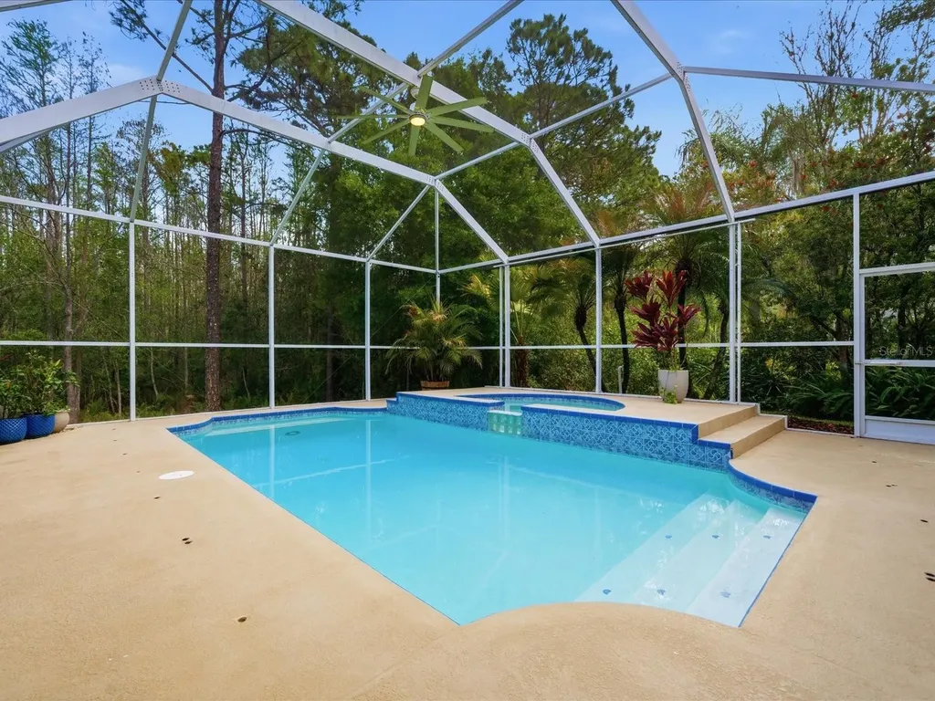 18931 Chaville Road Lutz FL 33558
