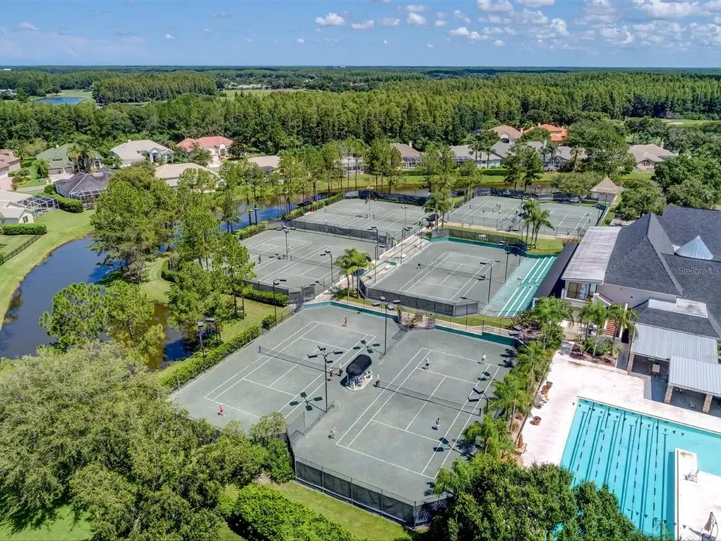 18931 Chaville Road Lutz FL 33558