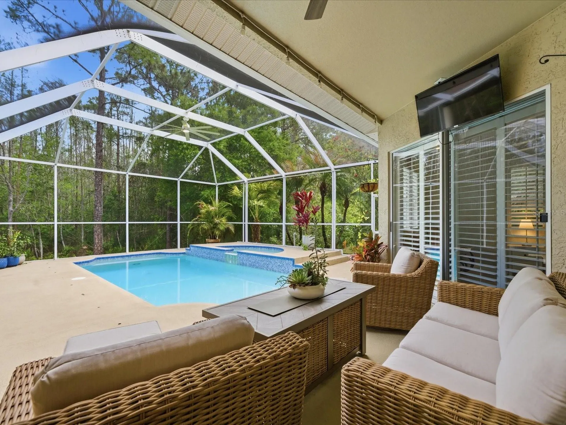 18931 Chaville Road Lutz FL 33558