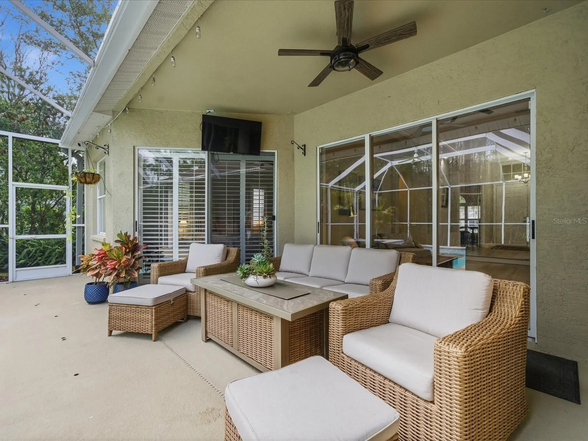 18931 Chaville Road Lutz FL 33558