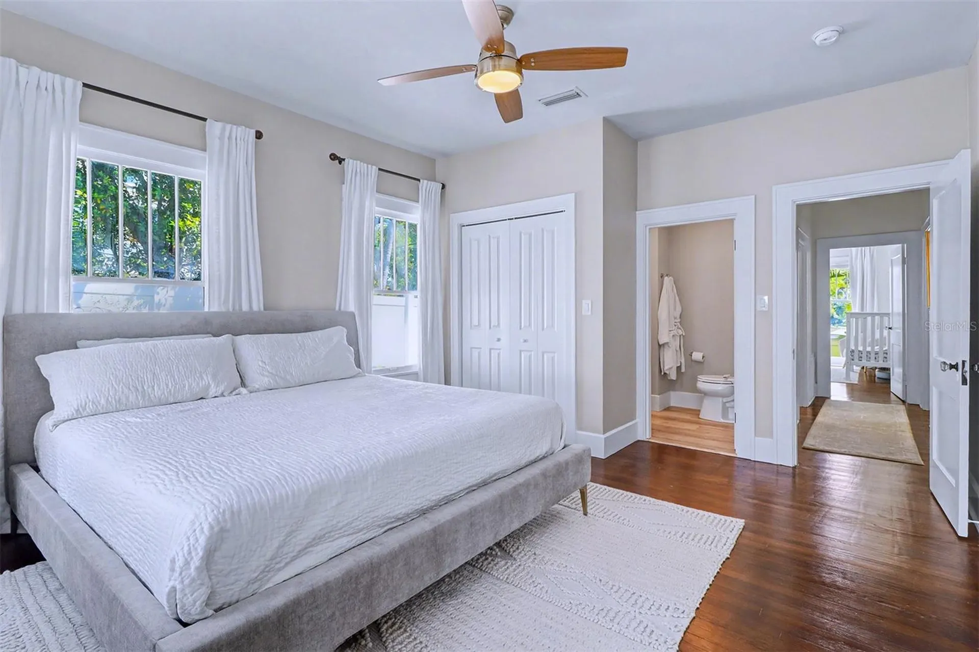 3218 7th Street N St Petersburg FL 33704