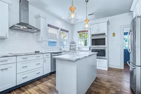 3218 7th Street N St Petersburg FL 33704