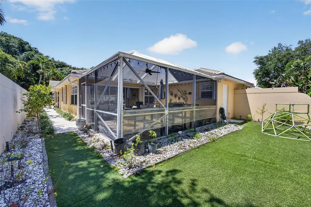 4047 Grove Point Road Palm Beach Gardens FL 33410