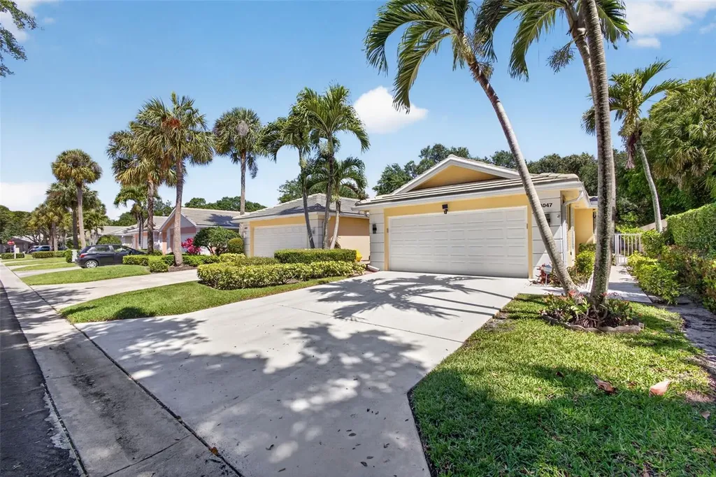 4047 Grove Point Road Palm Beach Gardens FL 33410