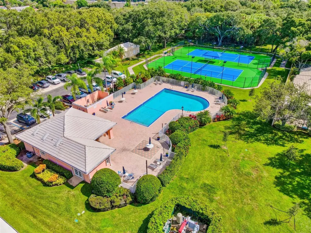 4047 Grove Point Road Palm Beach Gardens FL 33410