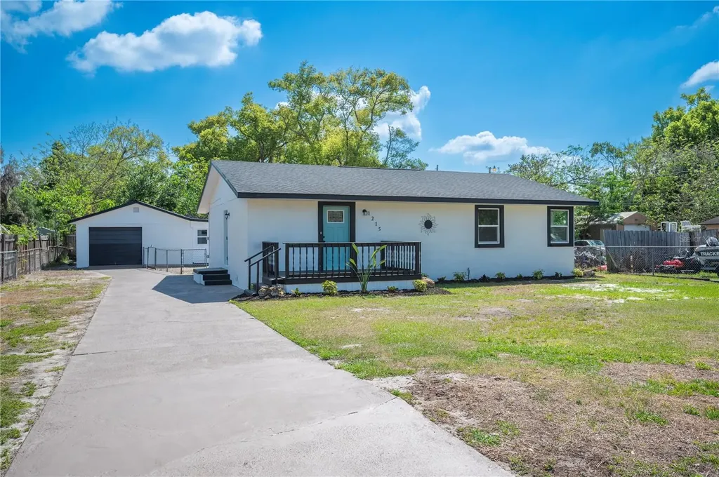 1215 El Camino Road Lakeland FL 33805
